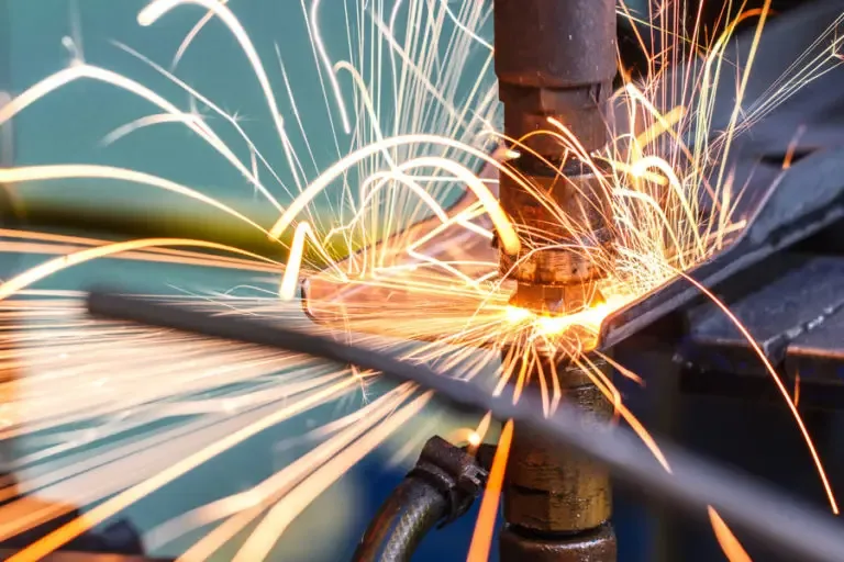 Manufacturer Insurance Machinery Welding Auto Parts 768x512 1 Manufacturer Insurance  